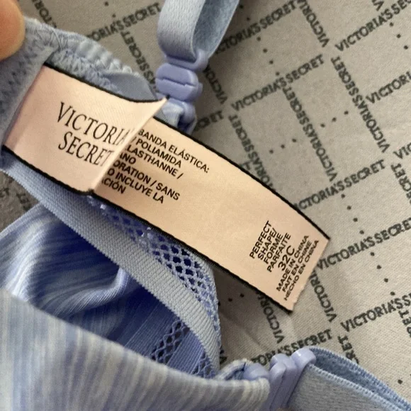 Victoria’s Secret Perfect Shape Purple Special Edition Bow Cross Bra 32C EUC - Picture 6 of 8